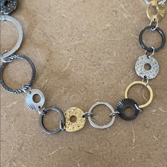 Lia Sophia link necklace - Picture 2 of 4